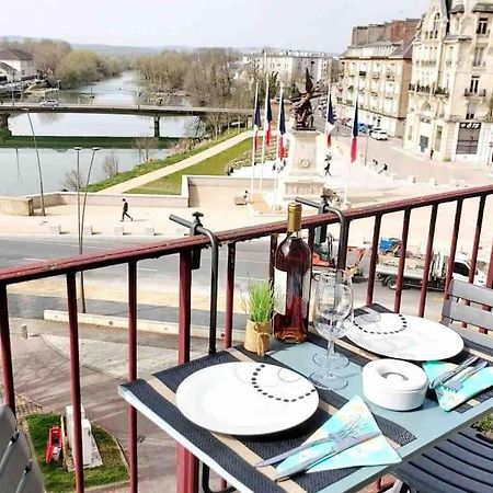 T1 Cocooning A L'Hotel De Ville Charleville-Mézières 외부 사진